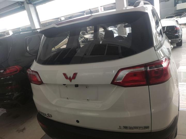 Wuling Hongguang S3 2019 1.5L MT Standard China VI photo 5