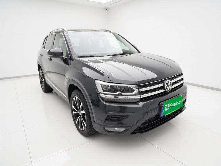 Tharu 2022 280TSI RWD Luxury photo 3