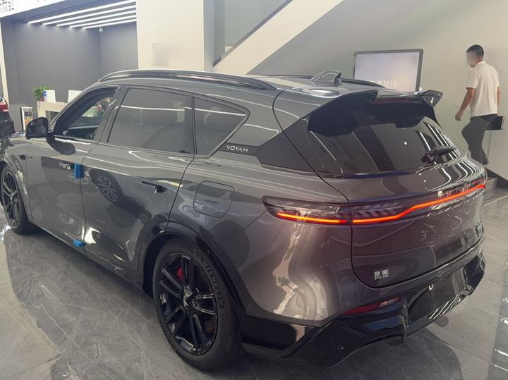 Voyah FREE 2025 318 259km AWD Explorer photo 4