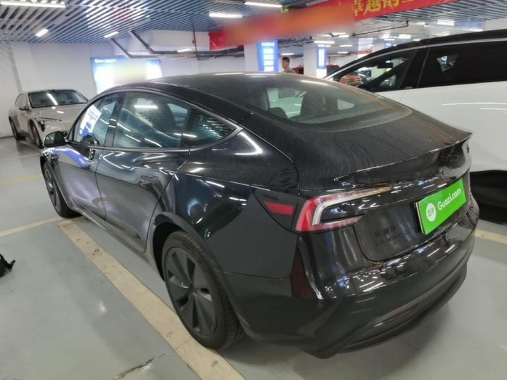Model 3 2026 RWD photo 4