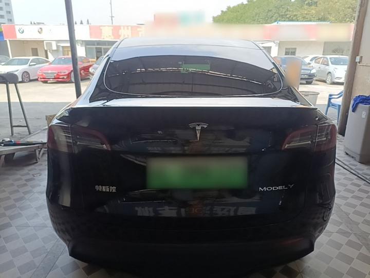 Model Y 2022 RWD photo 5