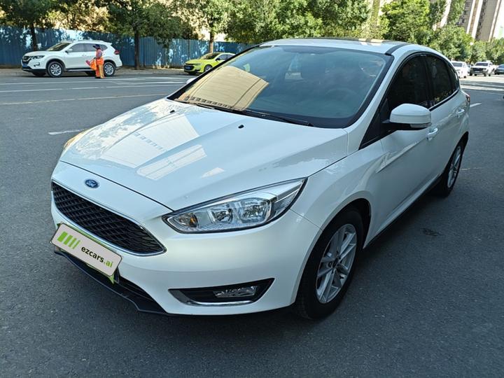 Focus 2017 Hatchback 1.6L AT Fashion