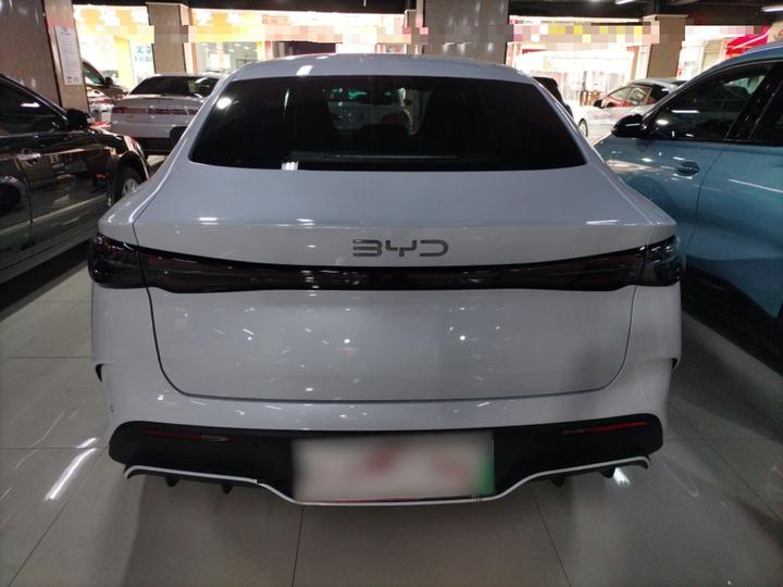 Seal 06 EV 2024 DM-i 80KM Premium photo 3