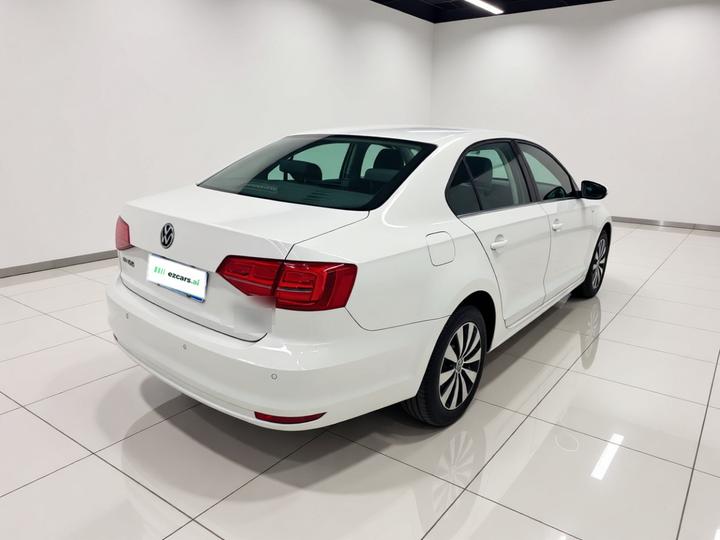 Sagitar 2018 180TSI DSG Exclusive photo 4