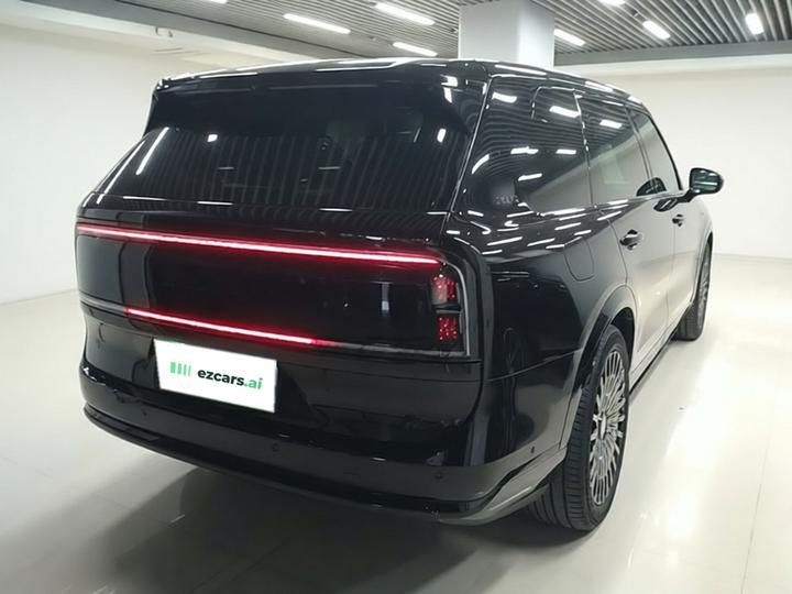 9X 2025 Ultra 70kWh 6-Seater photo 6
