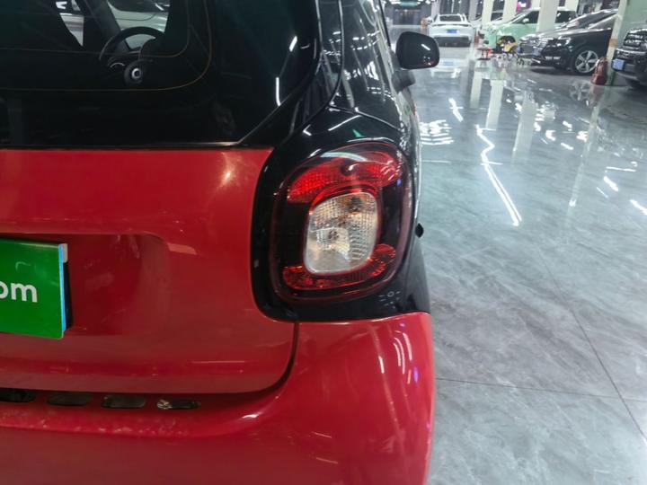fortwo 2015 1.0L 52 Coupe photo 7