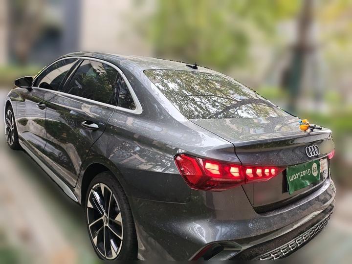 A3 2025 A3L Limousine 35TFSI Flying Spur Exclusive photo 4