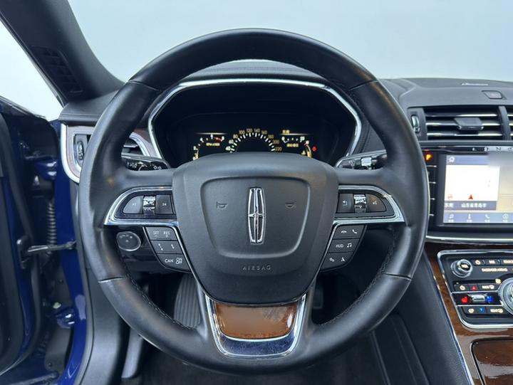 2019 2.0T RWD China VI photo 3