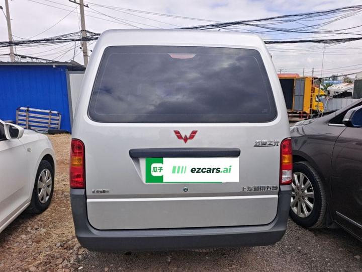 Wuling Zhiguang 2023 1.5L 5/7-Seater photo 5