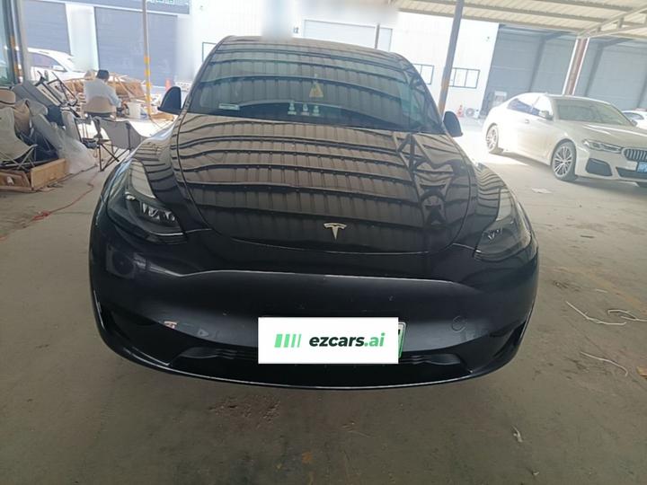 Model Y 2024 RWD photo 2