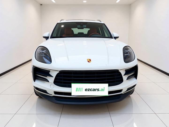 2018 Macan 2.0T photo 2