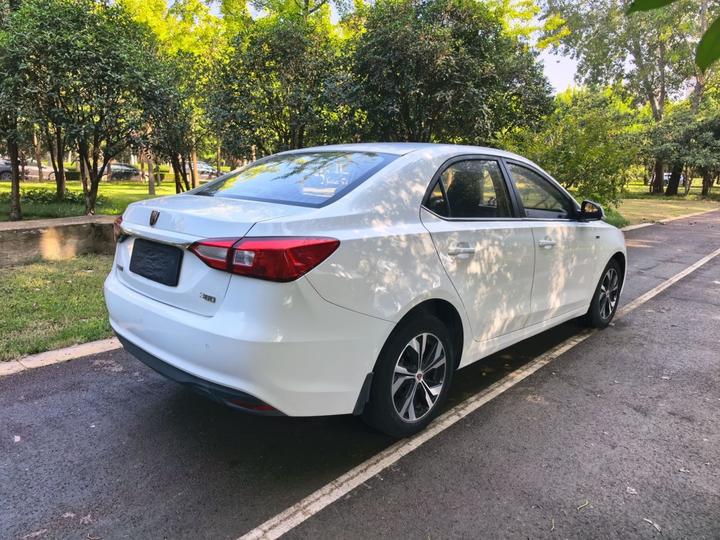 360 2017 1.5L AT Luxury photo 3