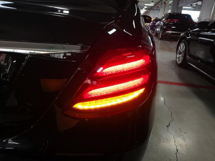 E-Class 2019 E 260 L Sport 4MATIC photo 7