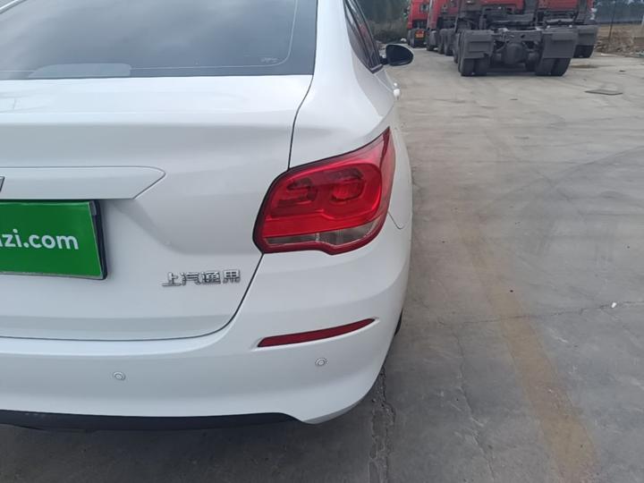 Cavalier 2019 320 MT photo 7