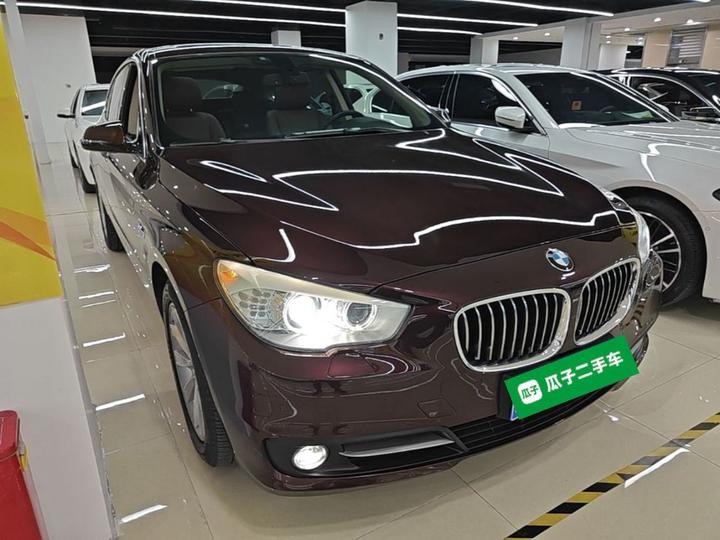 5 SeriesGT 2015 528i Leading photo 3