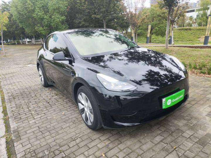 Model Y 2022 Facelift RWD photo 3