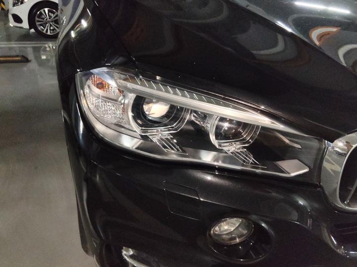 X5 Imported 2017 xDrive28i photo 7
