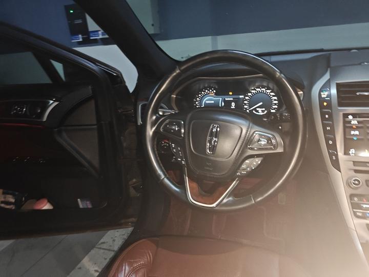 MKZ 2017 2.0T photo 8