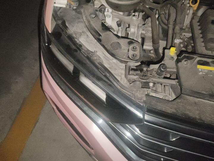 T-Roc 2018 280TSI DSG RWD Comfort China V photo 7