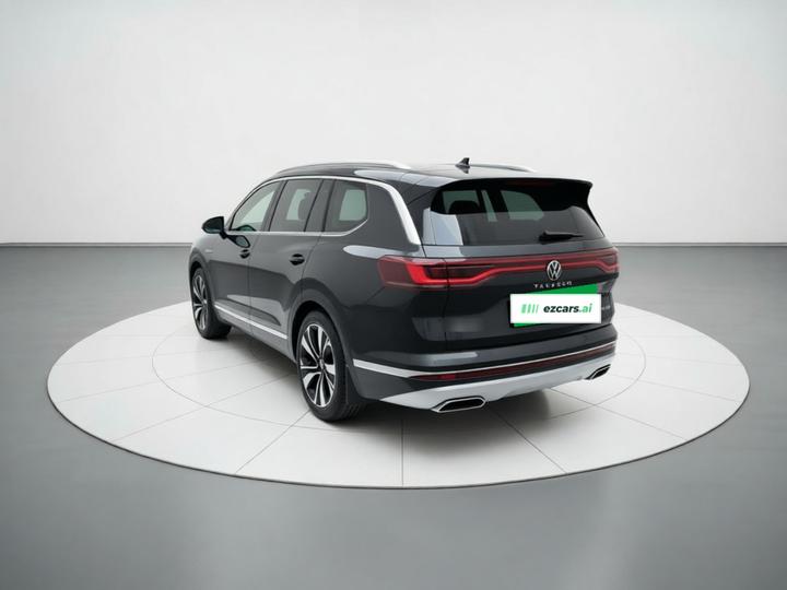 2023 Facelift 380TSI AWD Luxury Pro 7-Seater photo 4