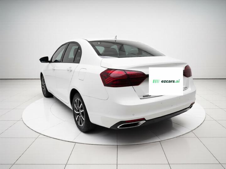 Emgrand 2019 1.5L MT Luxury China VI photo 4