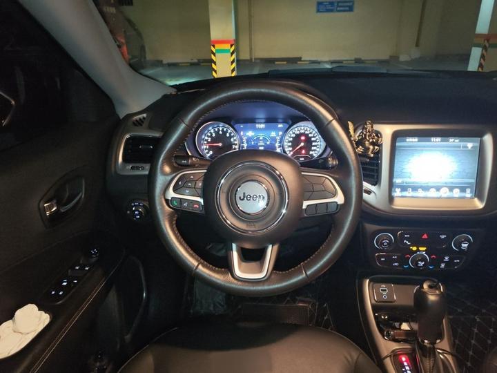 Compass 2017 200T AT photo 3