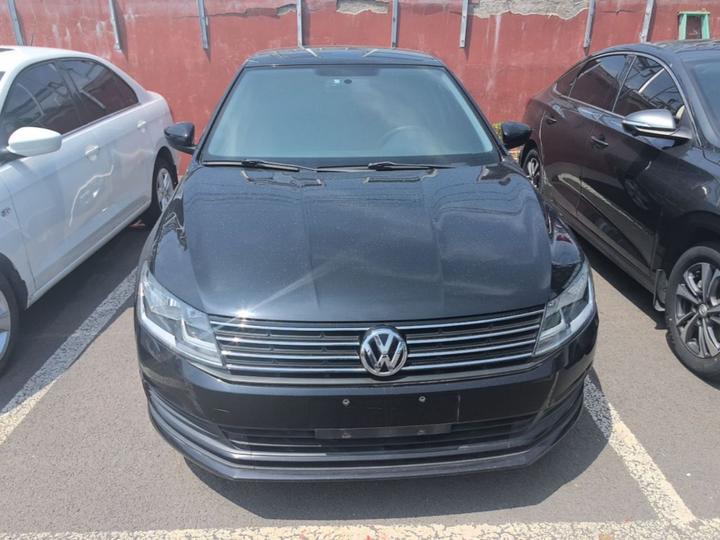 Lavida 2017 1.6L AT photo 2