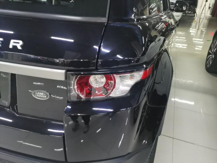 Range Rover Evoque 2015 2.0T 5-Door photo 7