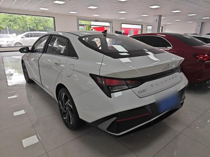 Elantra 2023 1.5L CVT GLX Elite photo 4