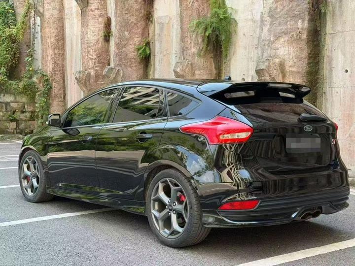 Focus Imported 2018 2.0T ST Standard photo 4