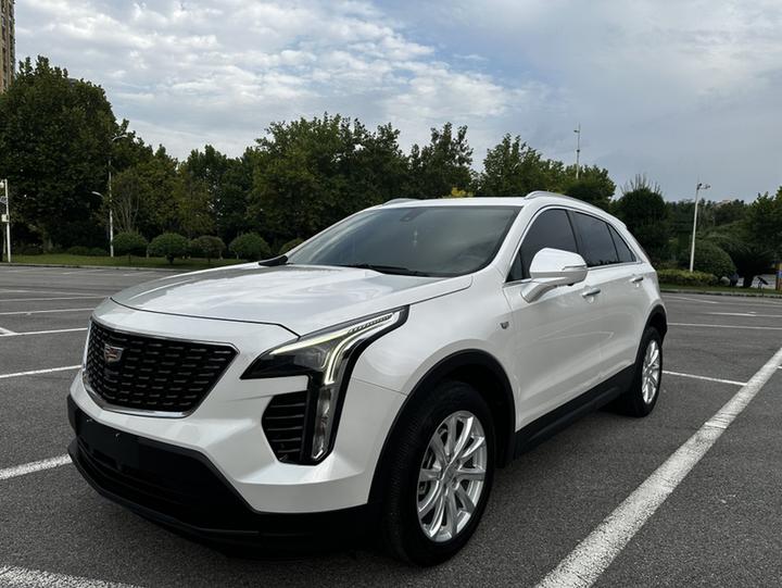 XT4 2020 Facelift 28T RWD Tech