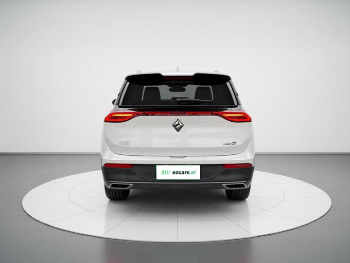 RS-5 2019 1.5T MT-Class Luxury China VI photo 3