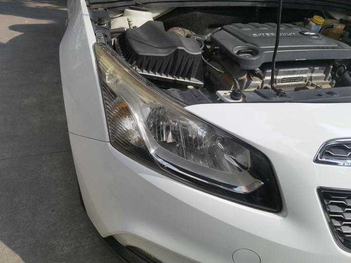 2015 1.5L Classic SE MT photo 7