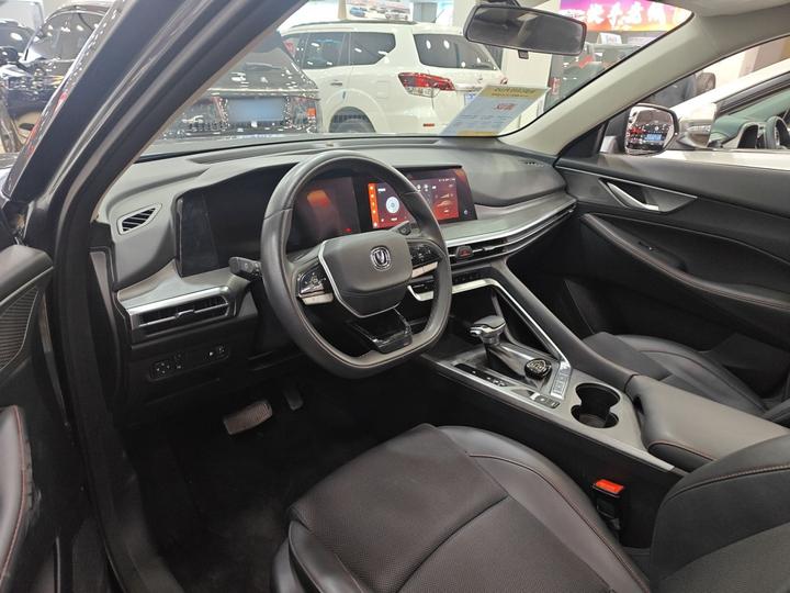CS35PLUS 2023 Enjoy 1.4T DCT Luxury photo 8