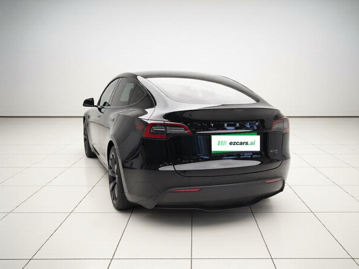 Model Y 2021 Standard Range RWD photo 4