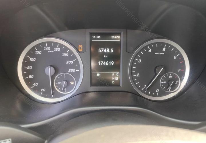 Vito 2020 2.0T Business 7-Seater photo 3