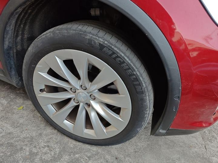 Model X 2019 Long Range photo 8