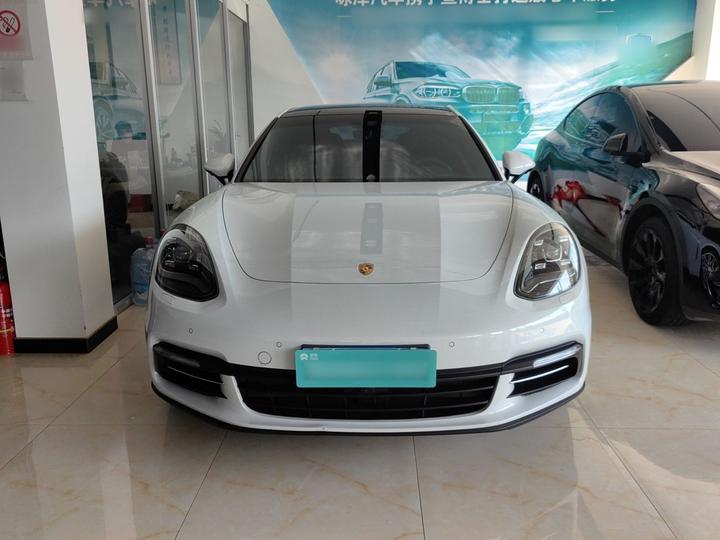 2019 Panamera 4 Executive Extended 2.9T photo 6