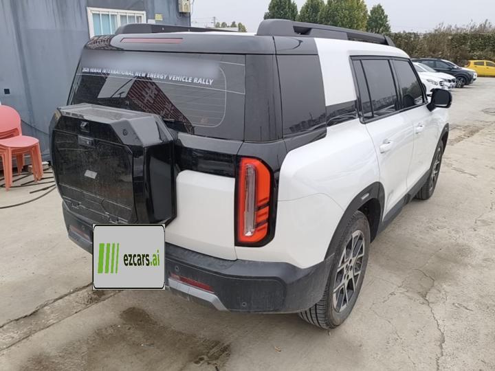 BJ30 2026 Wagon 1.5T Hybrid Advanced photo 4