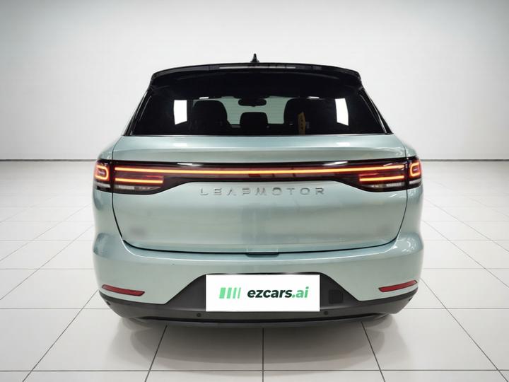 Leapmotor C11 2023 EREV 285 Comfort photo 5