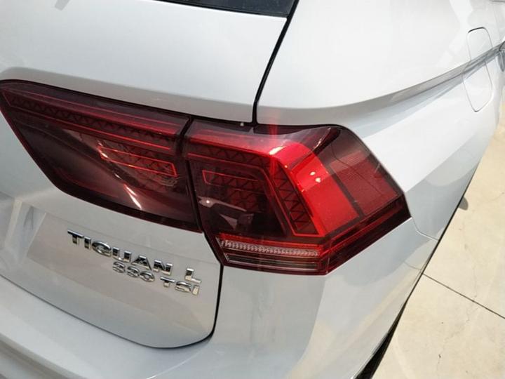 Tiguan L 2017 330TSI AT RWD Flagship photo 7