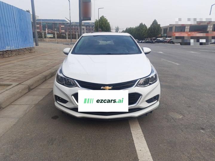 2017 1.5L Hatchback AT photo 2