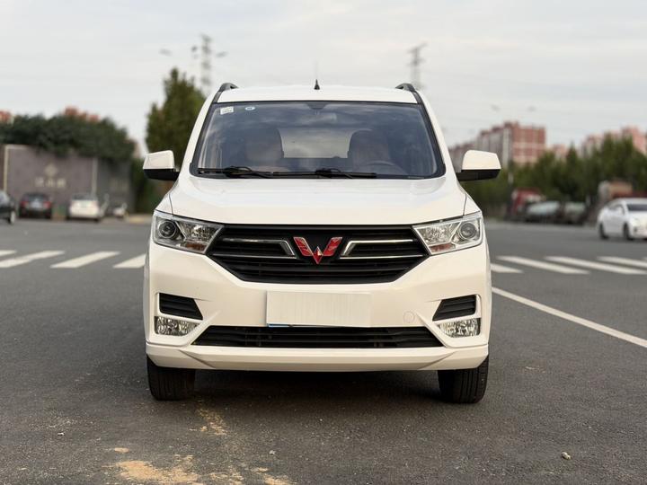 Wuling Hongguang 2021 Facelift 1.5L S LAR photo 2