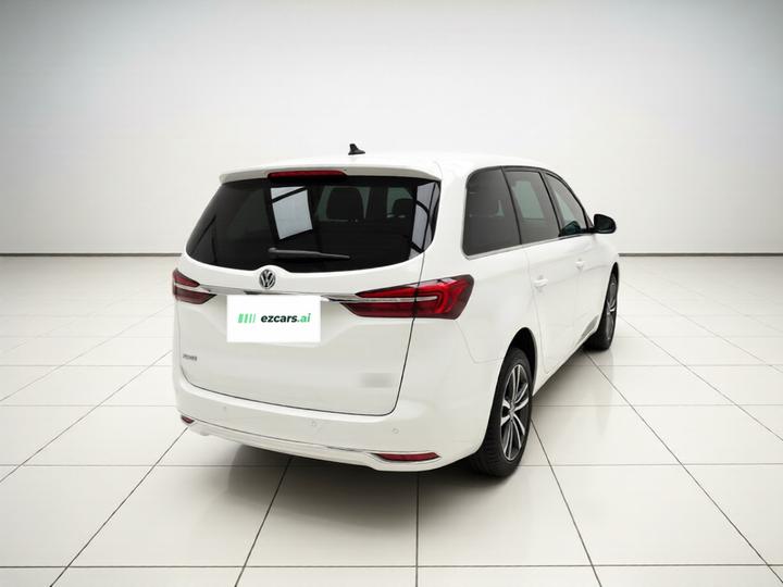 GL8 2023 Facelift Luxury photo 5