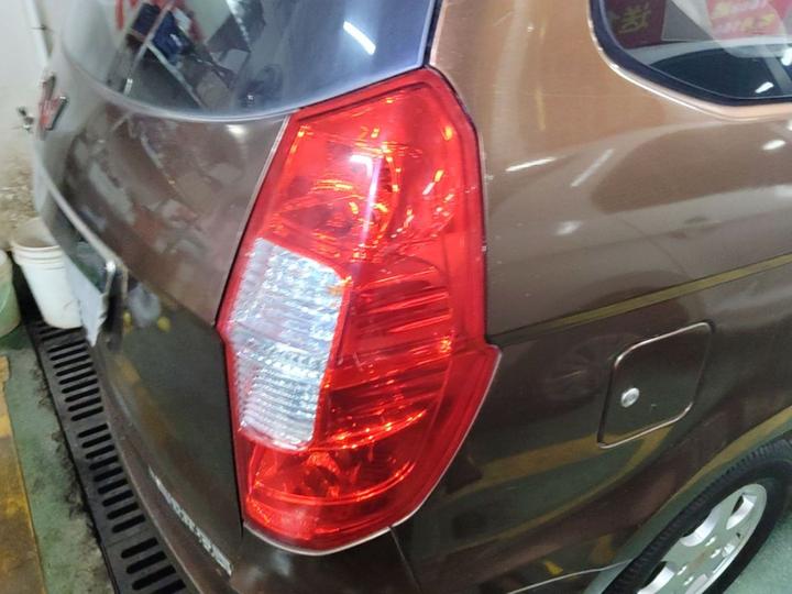 Wuling Hongguang 2014 1.5L S Standard photo 7