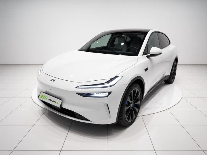 L60 2024 60kWh RWD