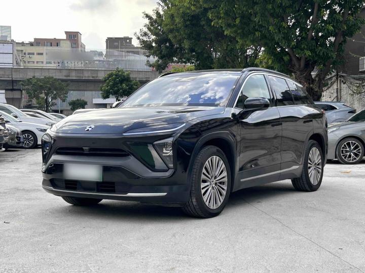 ES6 2020 600KM Sport