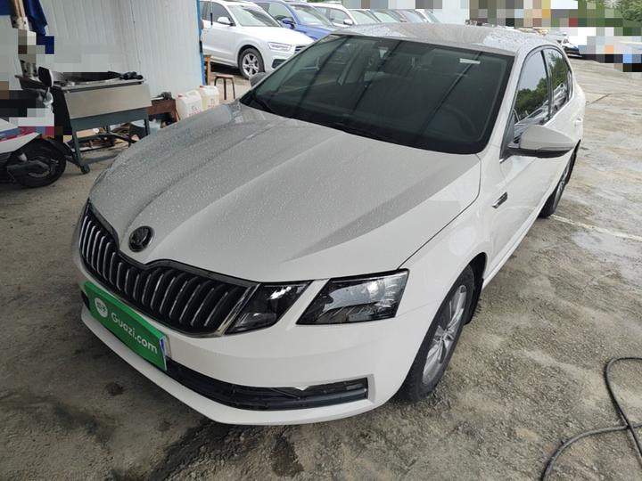 Octavia 2019 1.5L AT Comfort China V