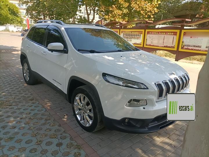 Cherokee Imported 2014 2.4L Luxury photo 5