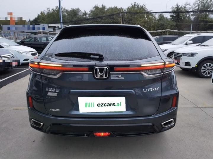 UR-V 2020 370TURBO AWD photo 5